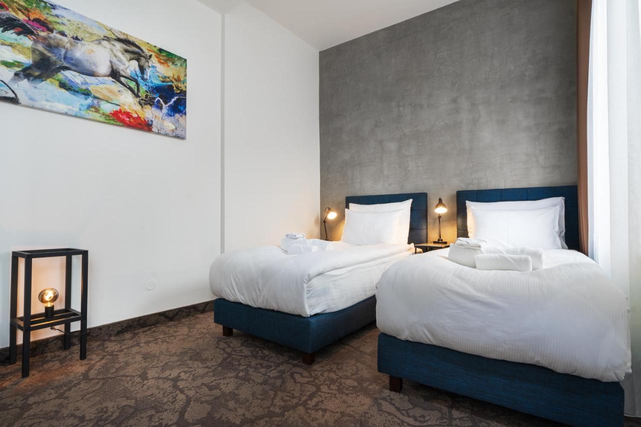 Riverside Hotel 比尔森 外观 照片