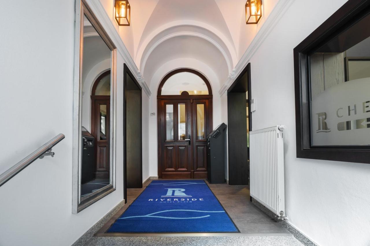 Riverside Hotel 比尔森 外观 照片