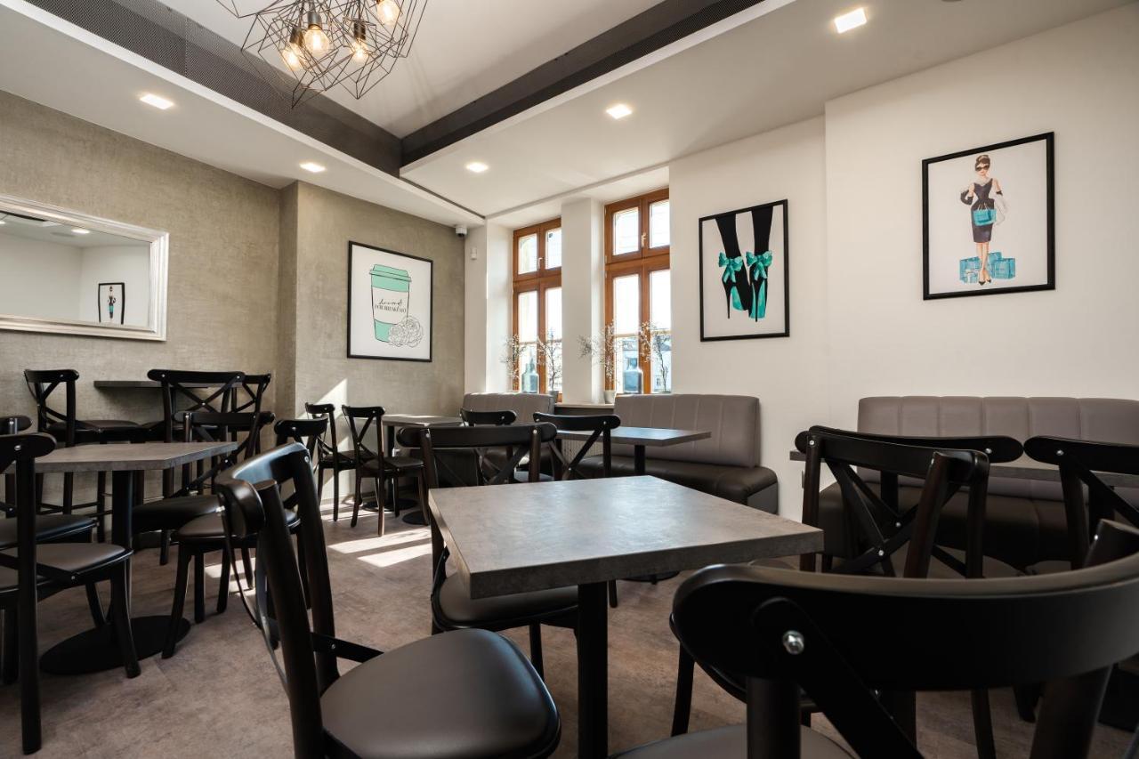 Riverside Hotel 比尔森 外观 照片