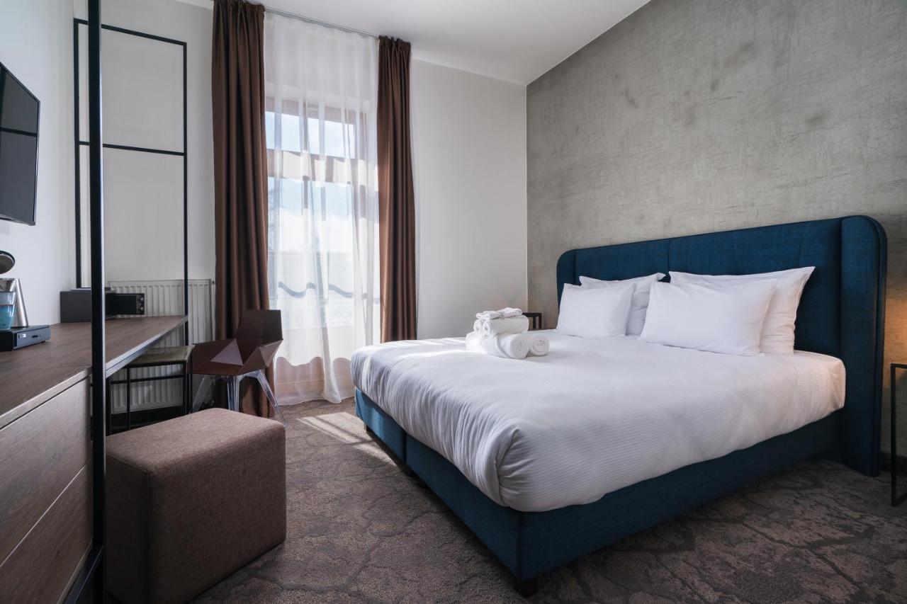 Riverside Hotel 比尔森 外观 照片