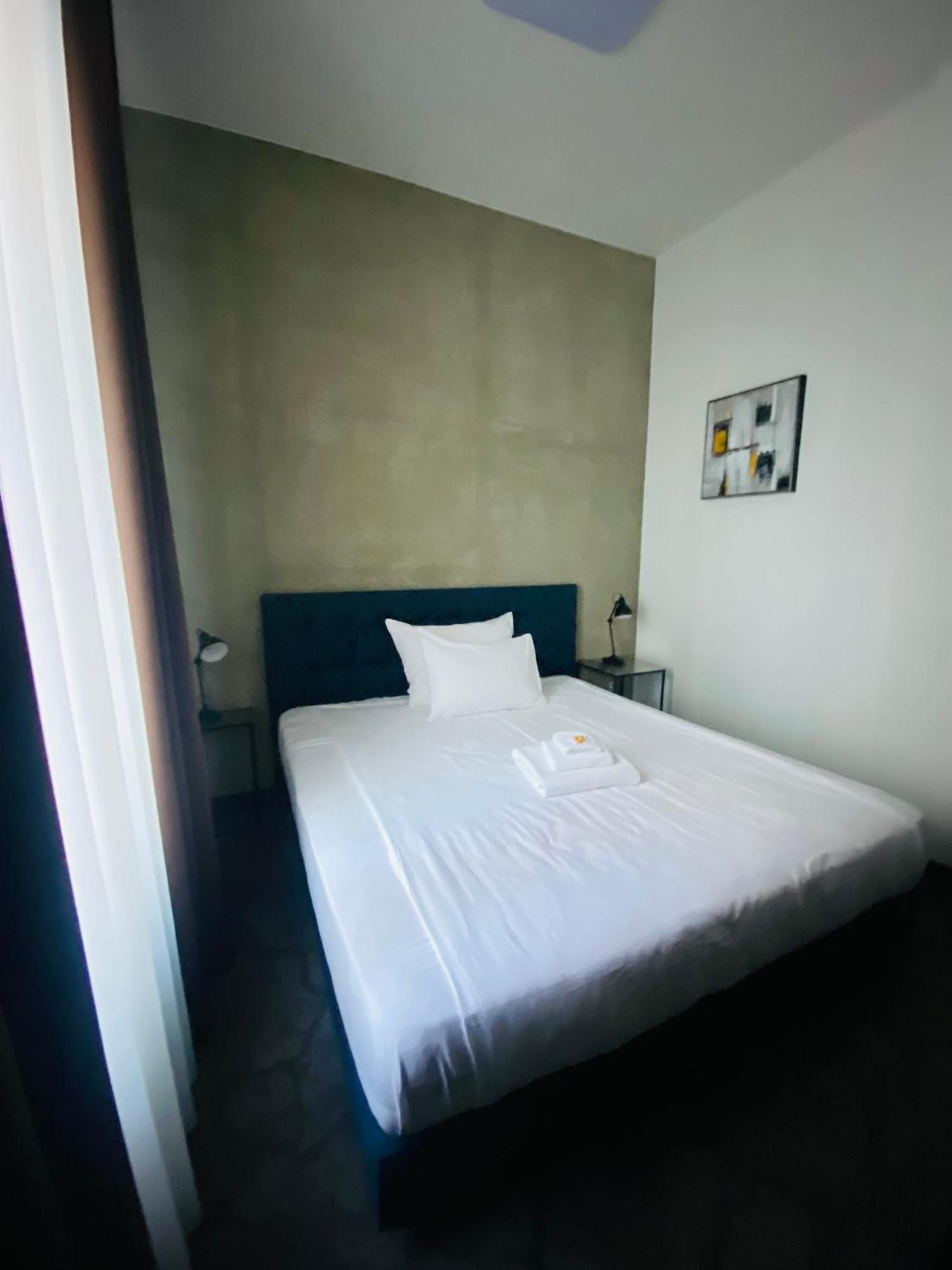 Riverside Hotel 比尔森 外观 照片