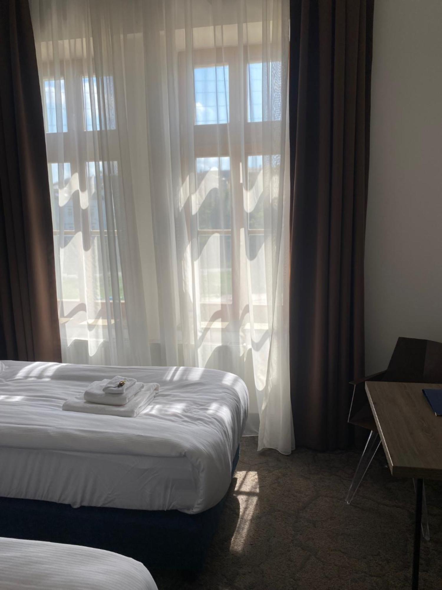 Riverside Hotel 比尔森 外观 照片